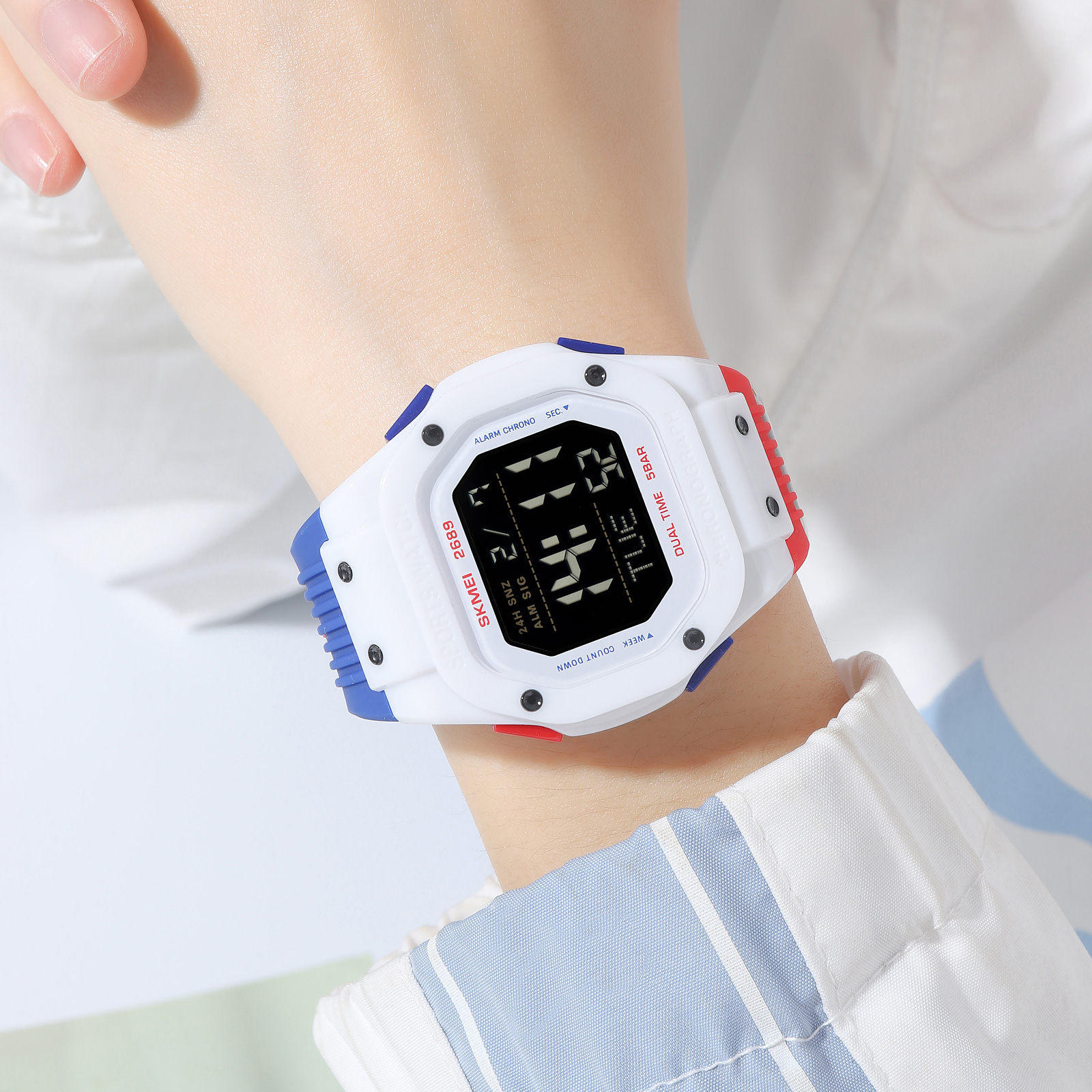 SKMEI 2689 Fashion Wristwatch  - Outdoor Lighting Zones ulasan dan harga